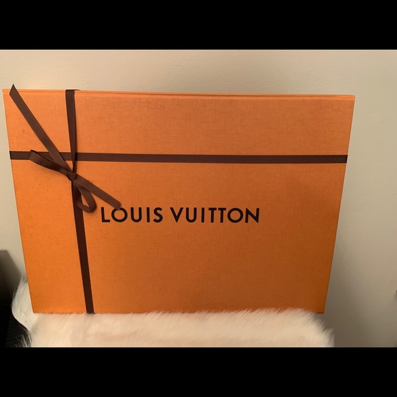 SOLD Brand New Authentic Louis Vuitton Toiletry 26 - Picture 7 of 10